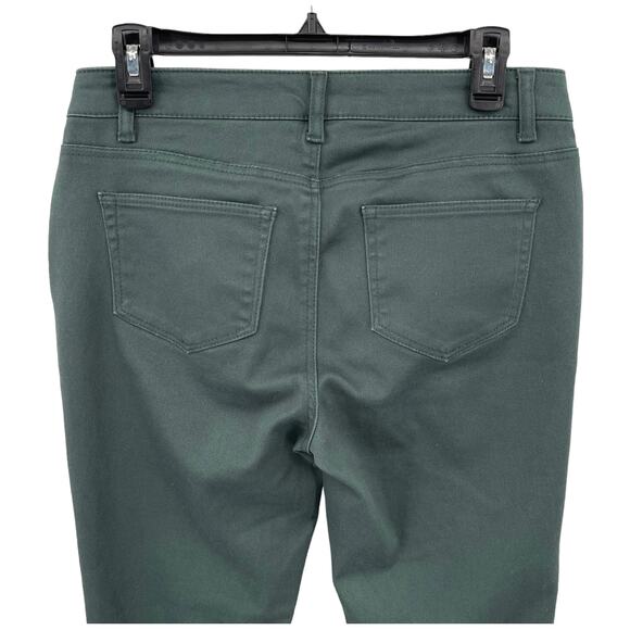 Westport Sz 4 Green Skinny Leg Pants Comfort Stretch Material Casual Flat Front - Picture 4 of 9